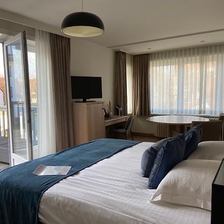Hotel Les Arcades Knokke-Heist Exterior photo